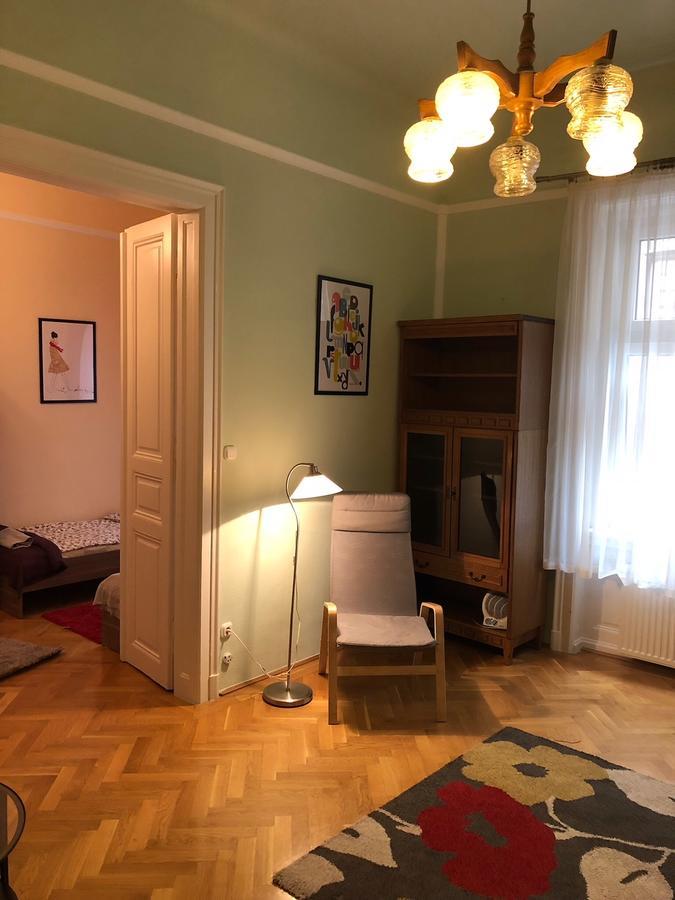 Summer place Budapest Extérieur photo